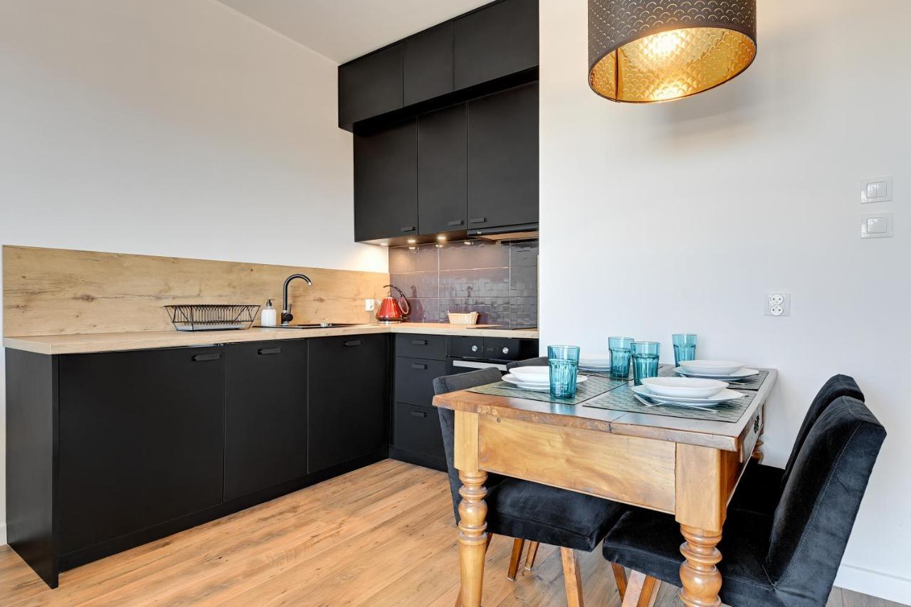 Ferienwohnung Platinium Zajezdnia Wrzeszcz Danzig Exterior foto